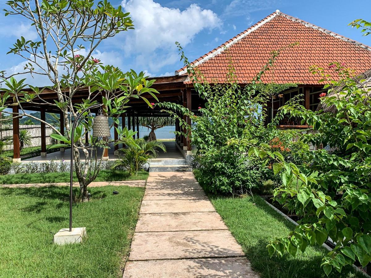 The Club Villas Lombok Sekotong Luaran gambar